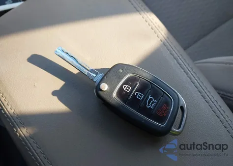 2019 Hyundai Tucson Se z USA, uszkodzony, nr VIN KM8J23A42KU029251